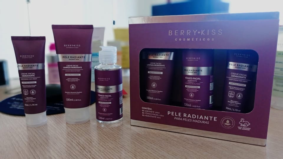 Kit de Tratamento Facial Berry Kiss Pele Radiante – Peles Maduras
